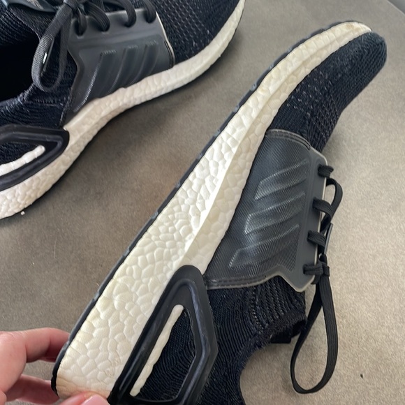Adidas Womens ULTRABOOST 19 ‘Core Black’ size 10 #G54014 - Picture 8 of 10